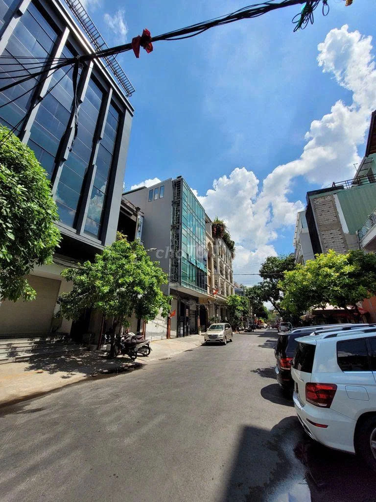 Bán văn phòng, toà nhà nguyễn gia trí phường thạnh mỹ tây, hồ chí minh giá 68 tỷ