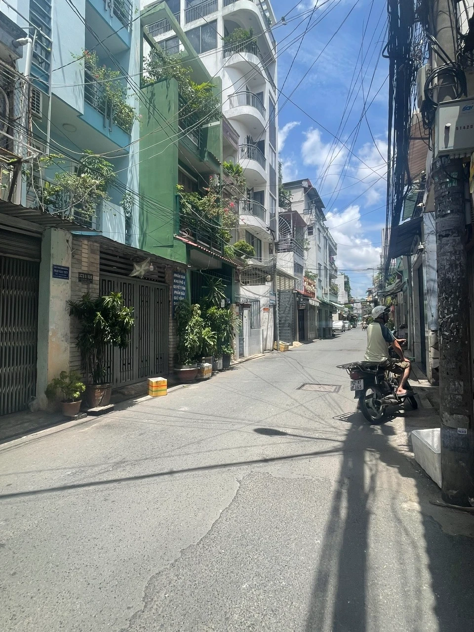 Bán nhà lý thường kiệt phường tân hòa, hồ chí minh giá 13 tỷ 500 triệu