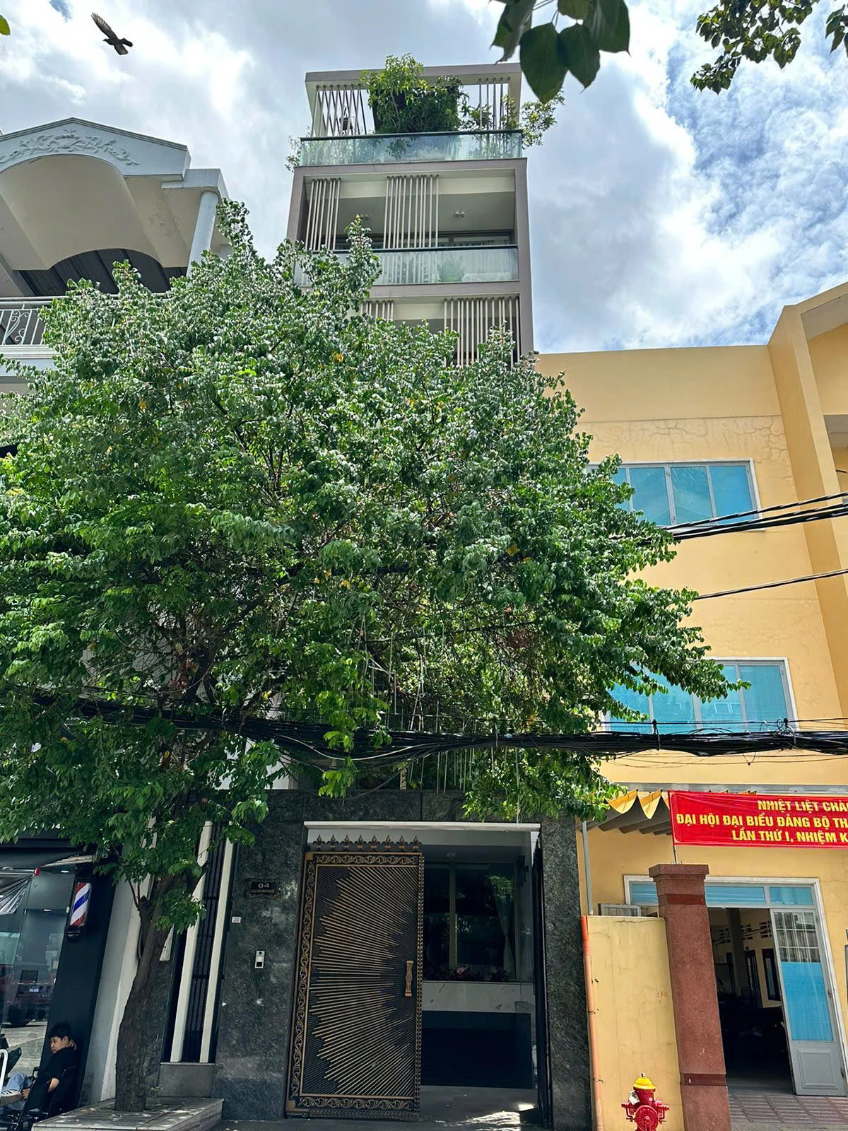 Bán nhà mặt tiền nguyễn đình khơi tại phường tân sơn nhất, hồ chí minh giá 33 tỷ