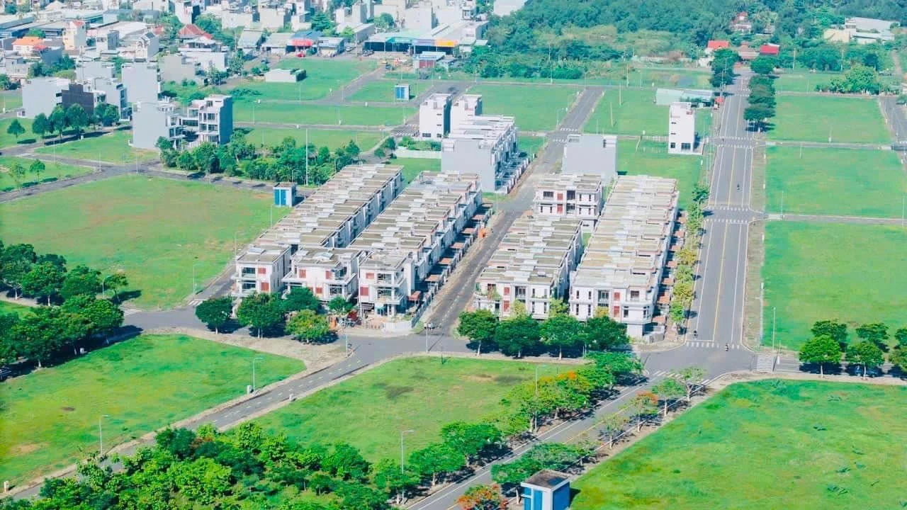 Bán đất nền biệt thự góc 11x20m dự án dự án khu đô thị đông tăng long