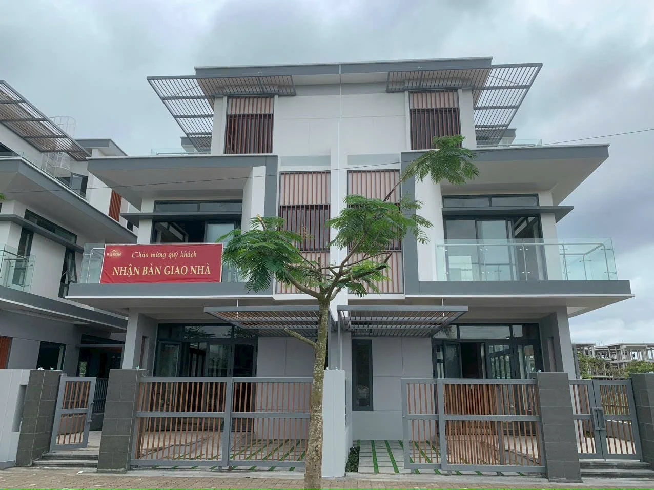 BÁN NHÀ VƯỜN ĐÔNG TĂNG LONG HƯNG PHÚC – NGANG 8M, DIỆN TÍCH 172M² – GIÁ CHỈ 13,5 TỶ