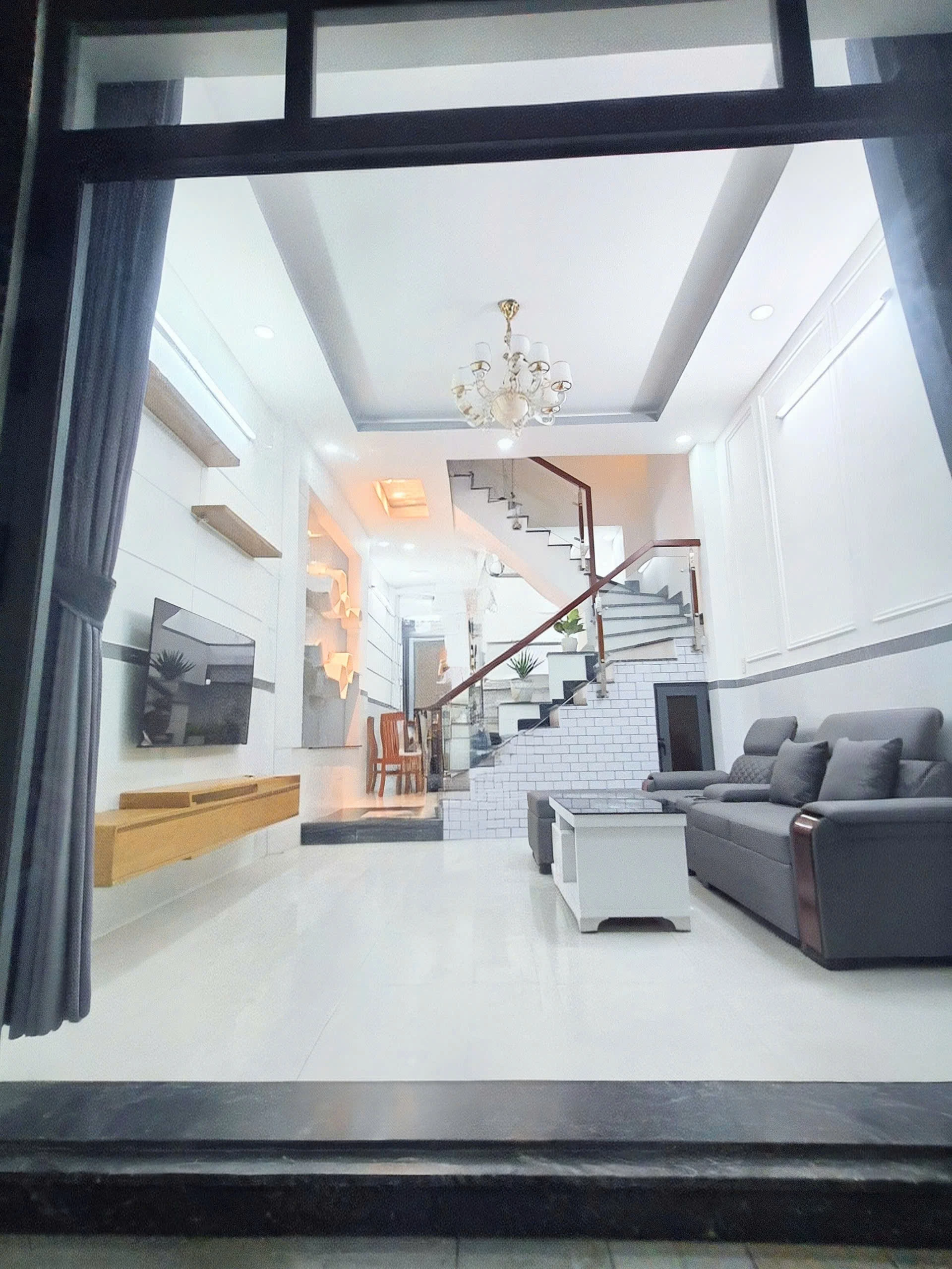 Bán nhà mới xây Full nội thất đường số 8 Linh Xuân Thủ Đức TPHCM,LH 0909428959.