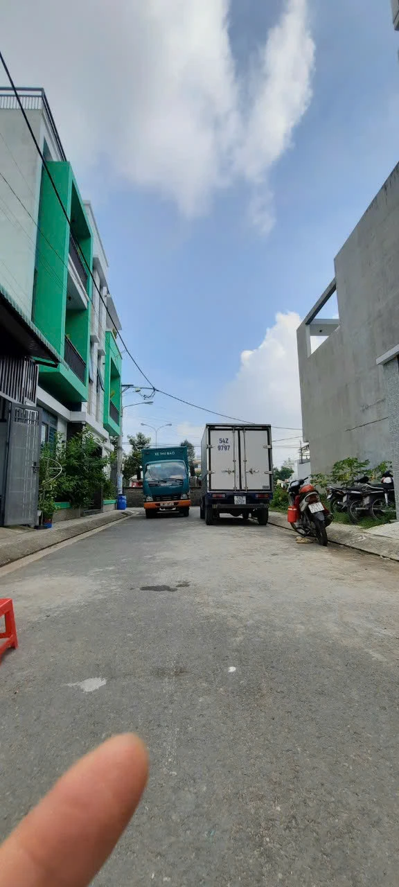 Bán nhà mới xây đường số 6 linh xuân Thủ Đức TPHCM,LH 0909428959