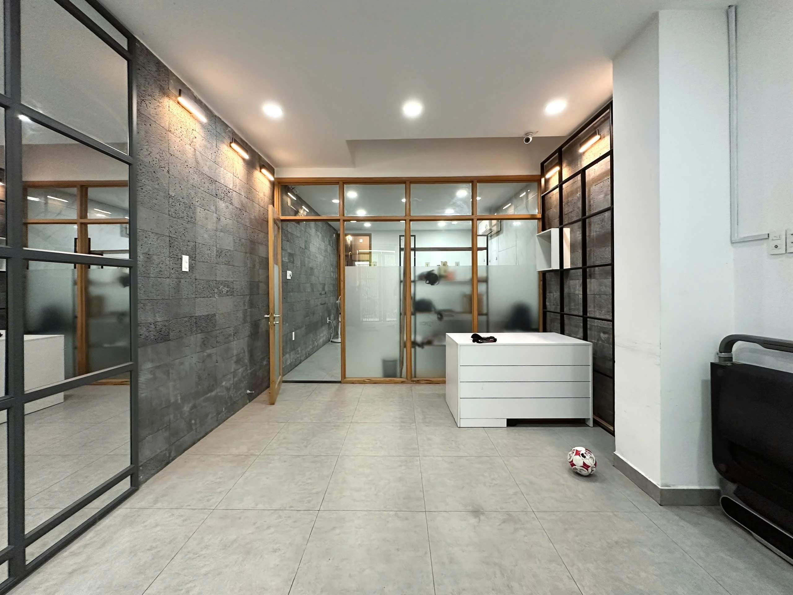 Bán nhà 302/5 hai bà trưng, Phường Tân Định, Hồ Chí Minh giá 20 tỷ  500 triệu