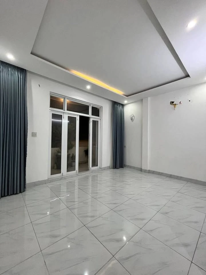 Bán Nhà Quy Nhơn 3 Mê Mặt Tiền Lạc Long Phường Trần Quang Diệu Giảm Sâu