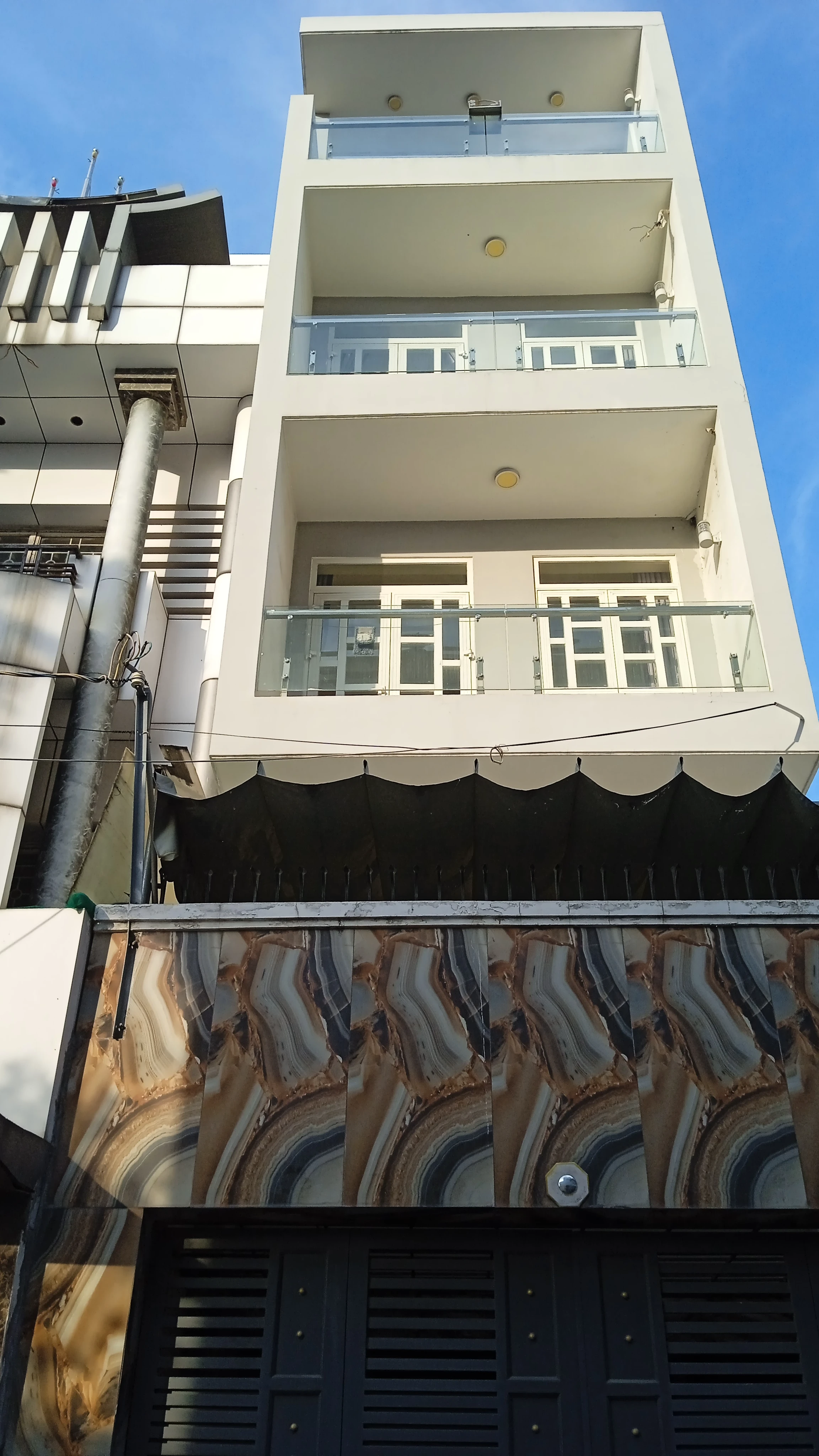 💥Bán nhà HẺM 6M, vài bước ra MT Nguyễn Văn Linh, quận 7 - 84m2 - 5 tầng - 13 tỷ rưỡi🚐