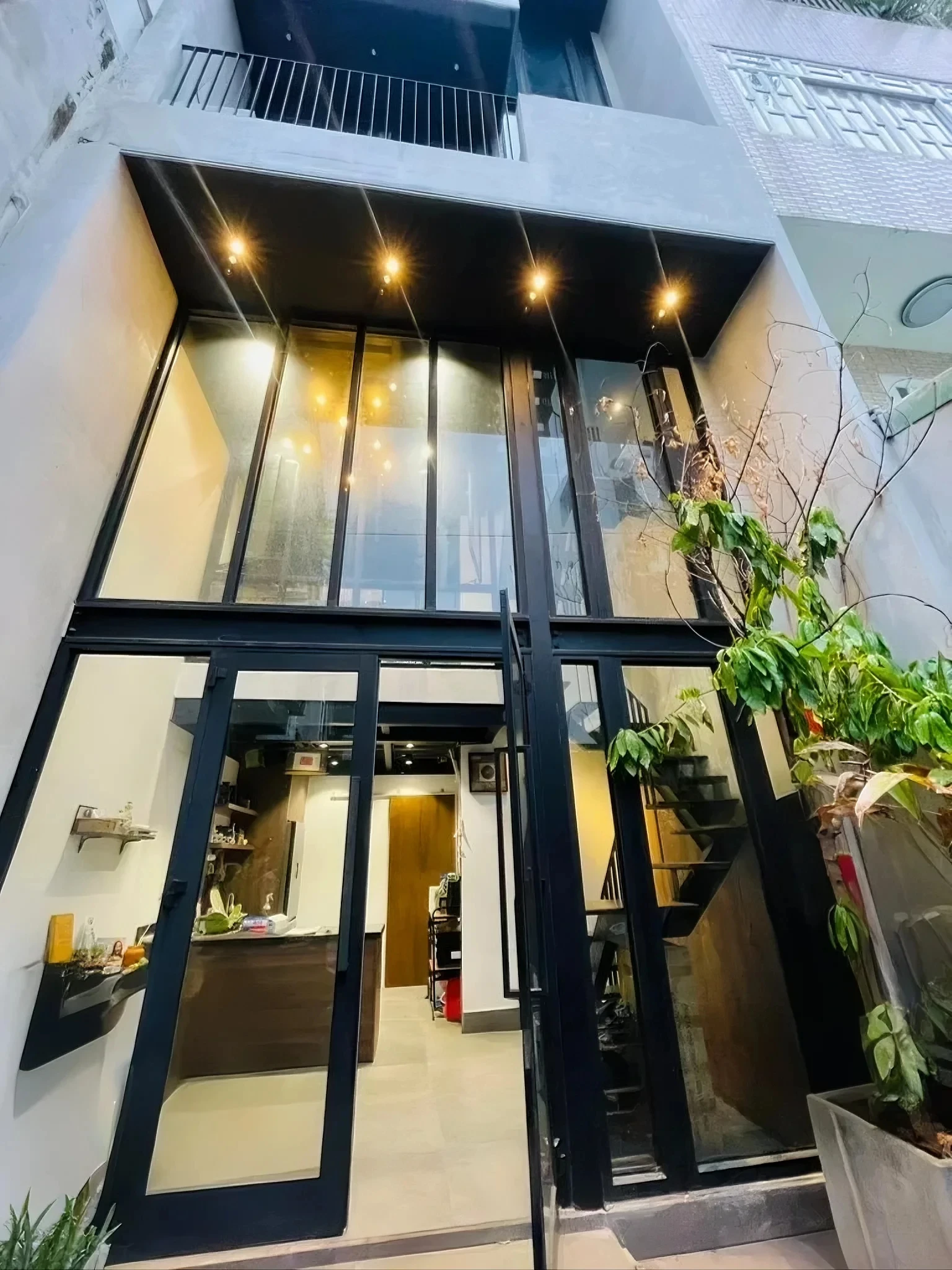 [PHƯỜNG BÀN CỜ] BÁN NHÀ MẶT TIỀN ĐƯỜNG KINH DOANH KHU CƯ XÁ ĐÔ THÀNH – QUẬN 3 – GIÁ 12 TỶ