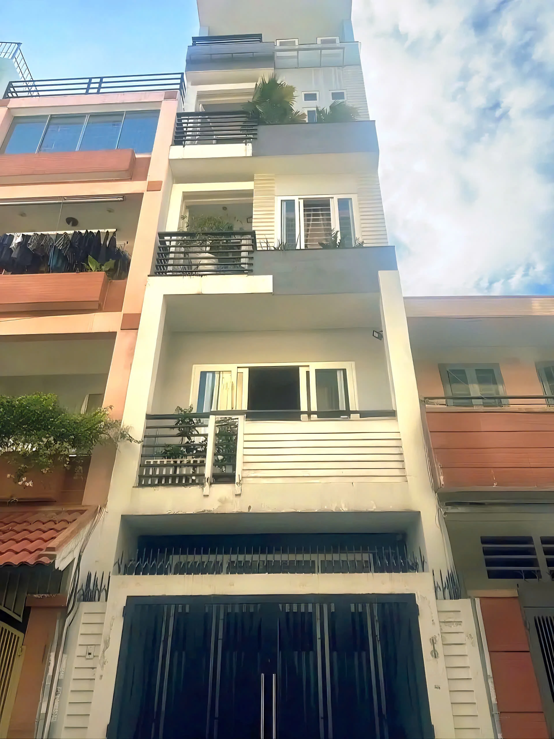 [PHƯỜNG BÀN CỜ] BÁN NHÀ HXH 5 TẦNG, KHU CHỢ BÀN CỜ, XE HƠI VÀO NHÀ, KHU NHÀ CAO TẦNG, GIÁ 19.8 TỶ