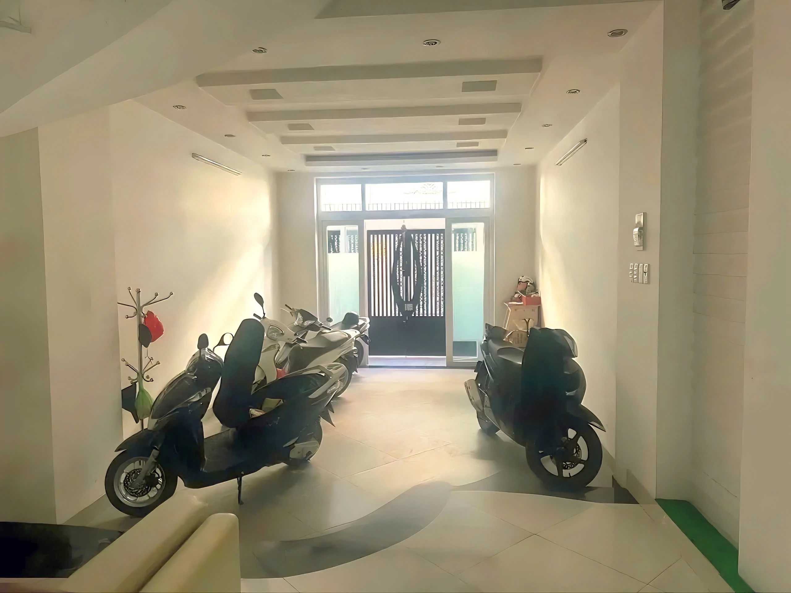 [PHƯỜNG BÀN CỜ] BÁN NHÀ HXH 5 TẦNG, KHU CHỢ BÀN CỜ, XE HƠI VÀO NHÀ, KHU NHÀ CAO TẦNG, GIÁ 19.8 TỶ