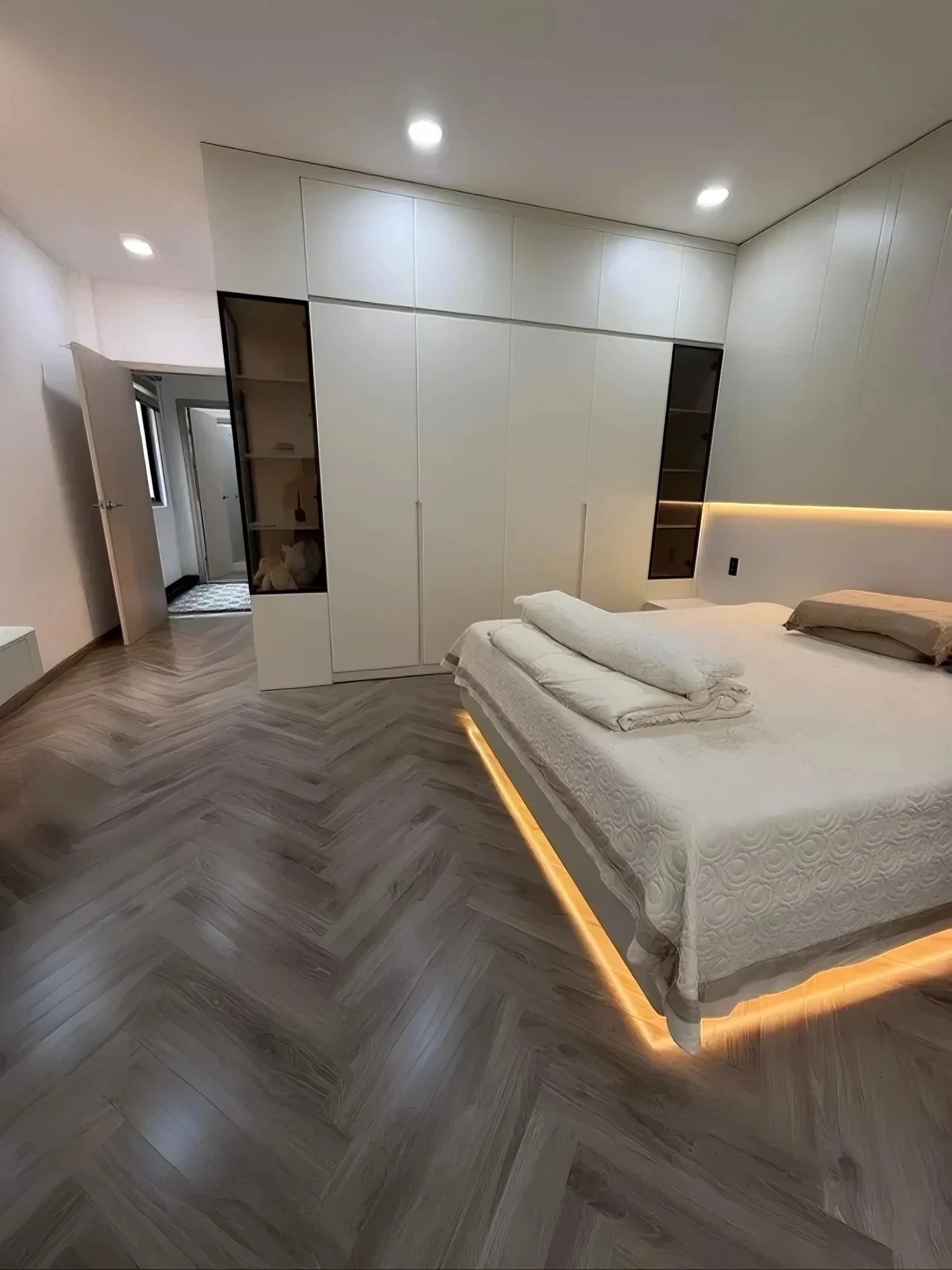 PHƯỜNG BÀN CỜ BÁN NHÀ QUẬN 3 – 63M² – CĂN GÓC 2 MẶT THOÁNG – XE HƠI VÀO NHÀ – GIÁ 15.5 TỶ