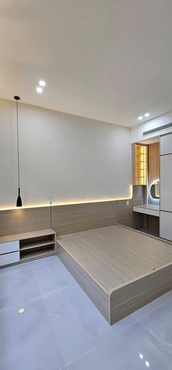 Bán Nhà Mặt Tiền Lê Thanh Nghị Thành Phố Quy Nhơn 4x20m