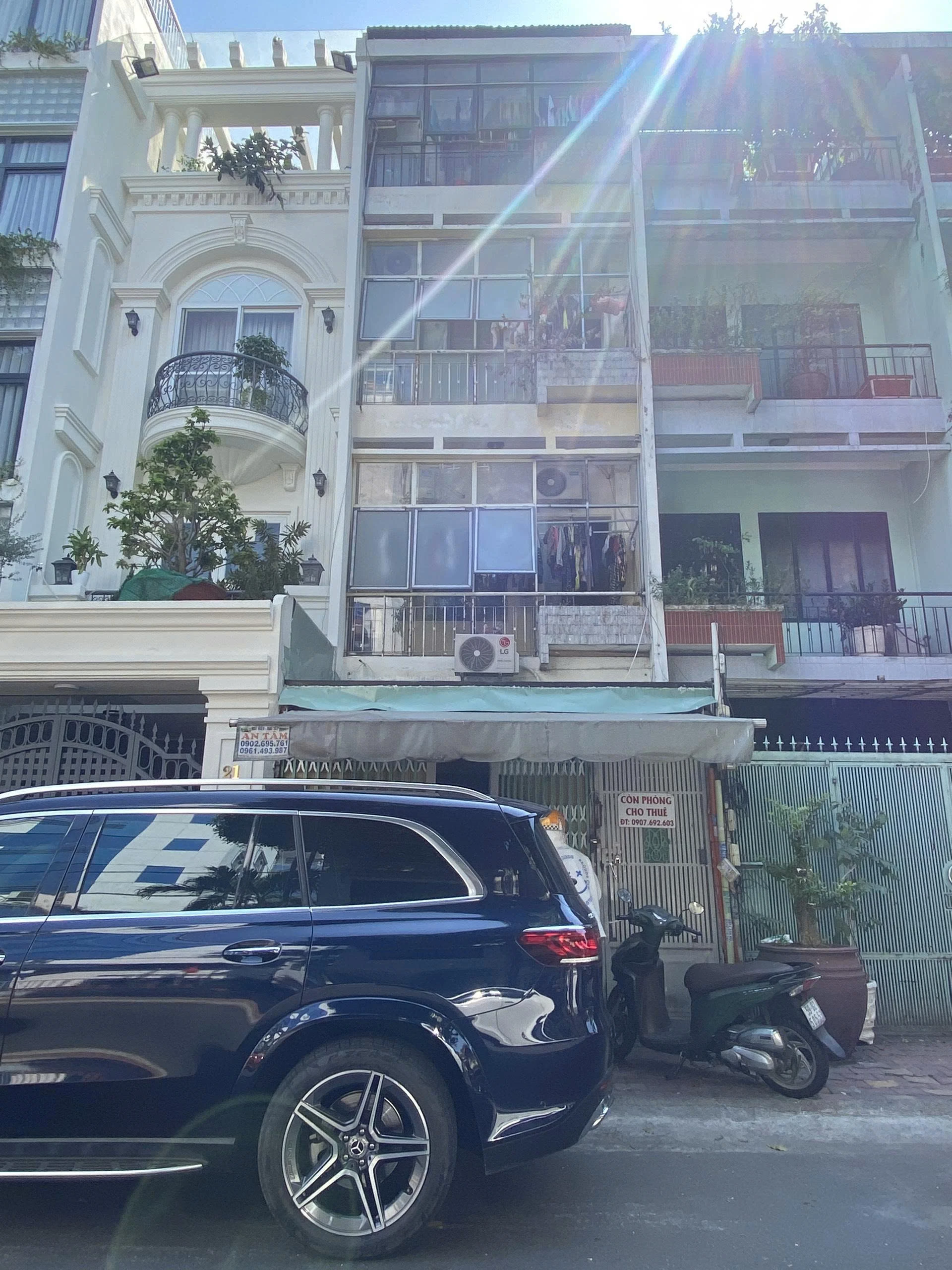 Bán nhà mặt tiền 15 Lý văn phức, Phường Tân Định, Hồ Chí Minh giá 26 tỷ