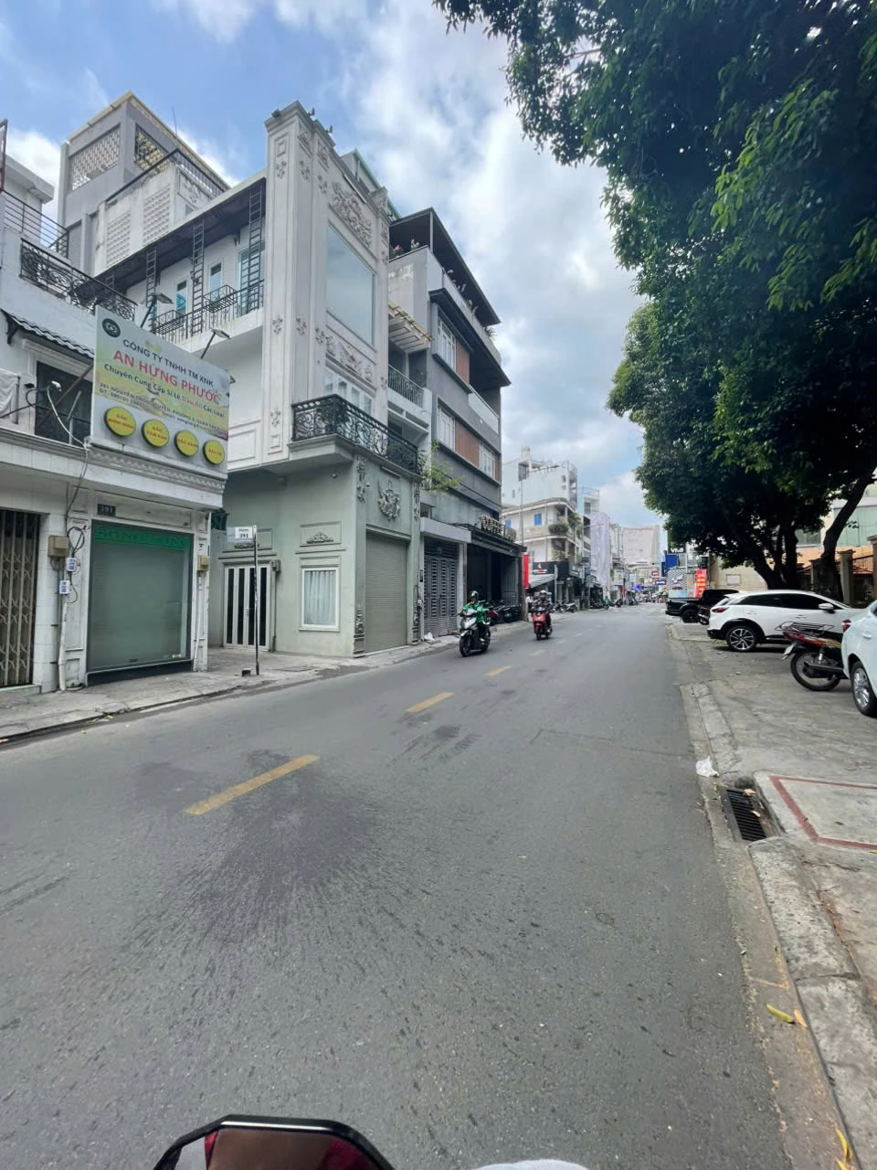 Bán nhà mặt tiền 389 Nguyễn Trọng Tuyển, Phường Tân Sơn Hòa, Hồ Chí Minh giá 20 tỷ