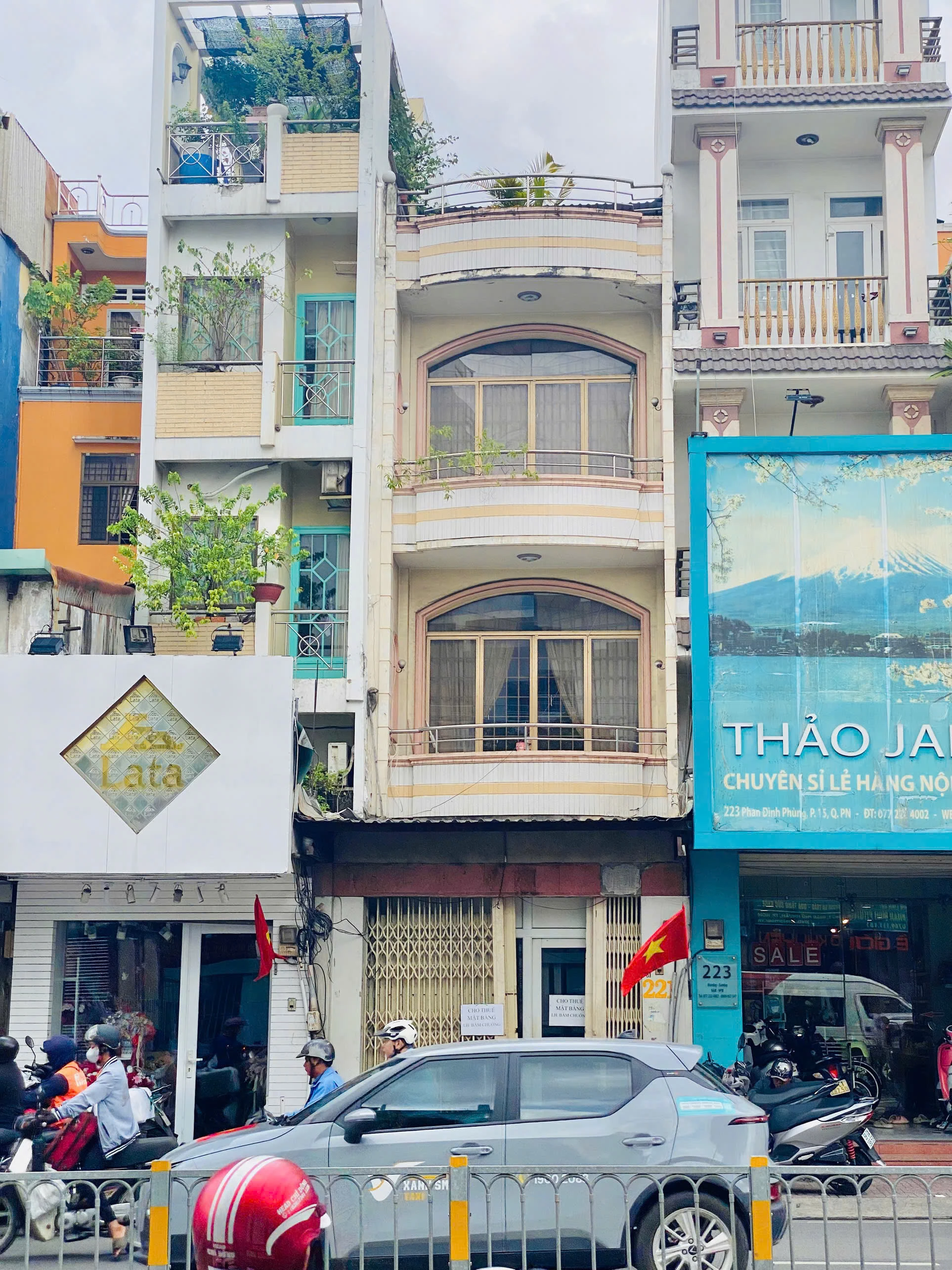 Bán nhà mặt tiền 221 Phan Đình Phùng, Phường Cầu Kiệu, Hồ Chí Minh giá 24 tỷ