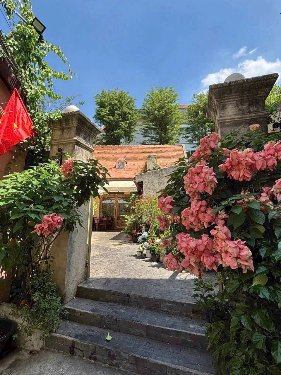 Bán nhà 20/21 Phan Đăng Lưu, Phường Bình Lợi Trung, Hồ Chí Minh giá 39 tỷ