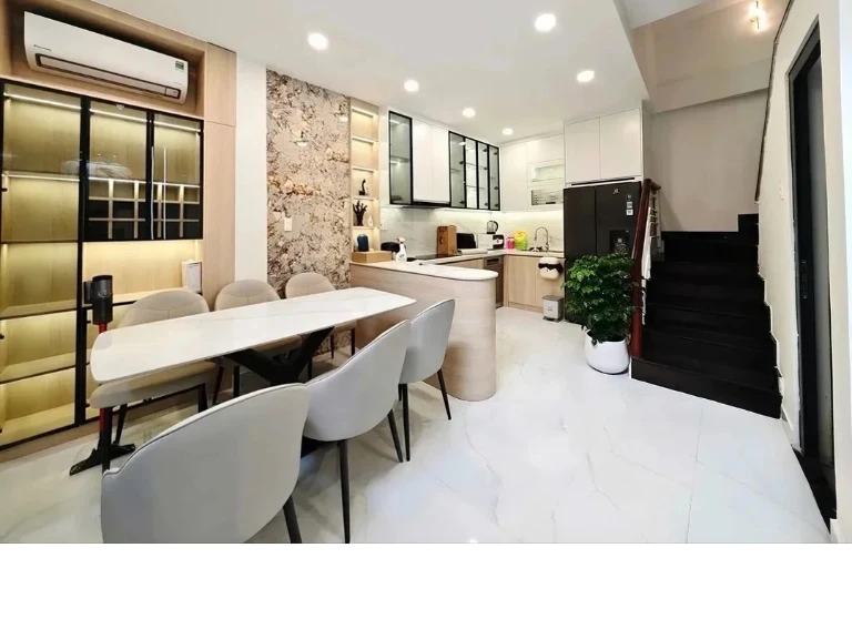 BÁN CĂN NHÀ 5 TẦNG MỚI, ĐẸP LONG LANH NGAY KHU VIP PHƯỜNG BÀN CỜ, HXH, HƠN 8 TỶ