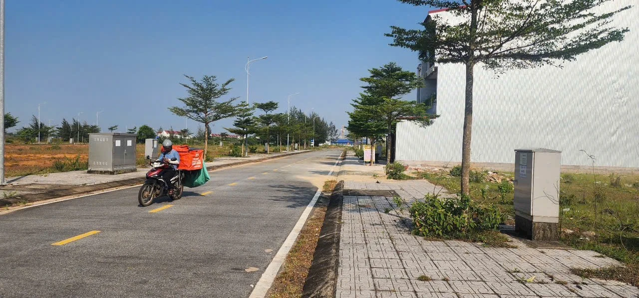 Bán Lô Đất 6x26m Đường 7,5m Vịnh An Hòa City Núi Thành