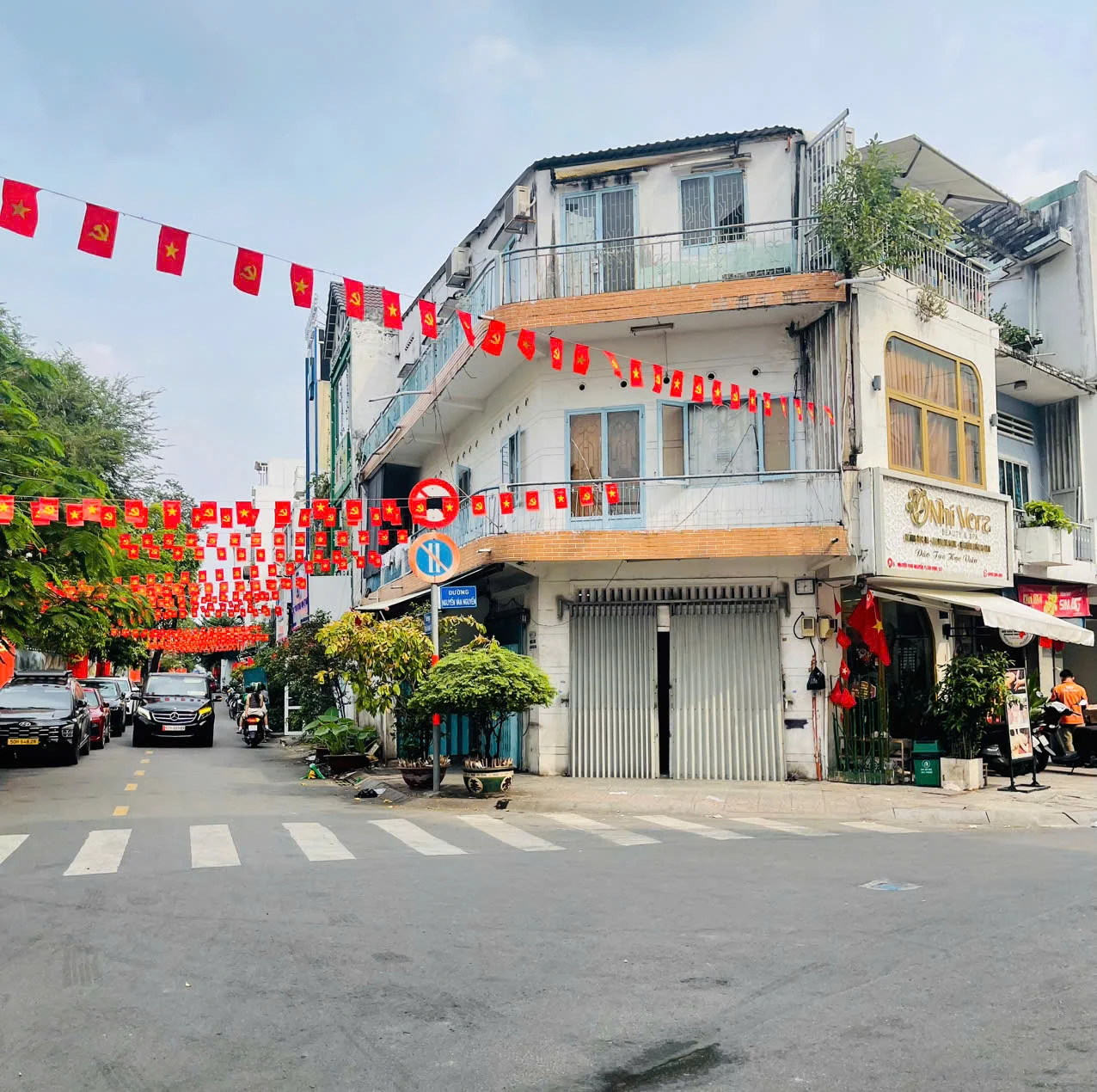 Bán nhà mặt tiền 81 trần khánh dư, Phường Tân Định, Hồ Chí Minh giá 25 tỷ  500 triệu.