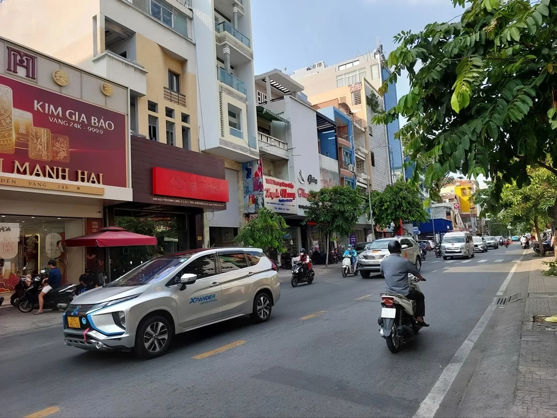 [PHƯỜNG BÀN CỜ – CƯ XÁ ĐÔ THÀNH] NHÀ 5M NGANG – 4 TẦNG – HXH – 9.2 TỶ