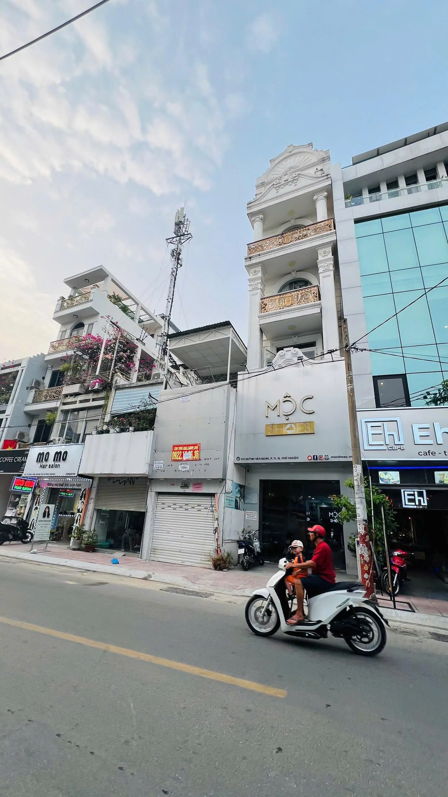 Bán nhà mặt tiền 212 - 214 Huỳnh Văn Bánh, Phường Phú Nhuận, Hồ Chí Minh giá 64 tỷ