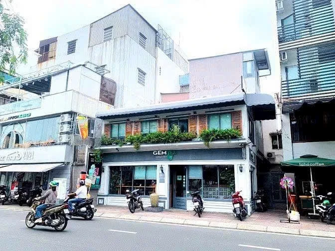 Bán nhà mặt tiền 1068 Trường Sa, Phường Nhiêu Lộc, Tp Hồ Chí Minh giá 24 tỷ  900 triệu