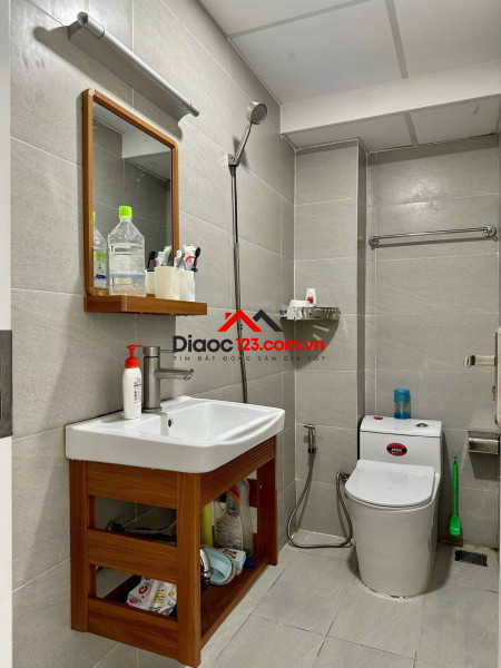 Bán nhà 2 Tầng Hẻm Xe Hơi Đường Bình Lợi, Phường 13, Quận Bình Thạnh