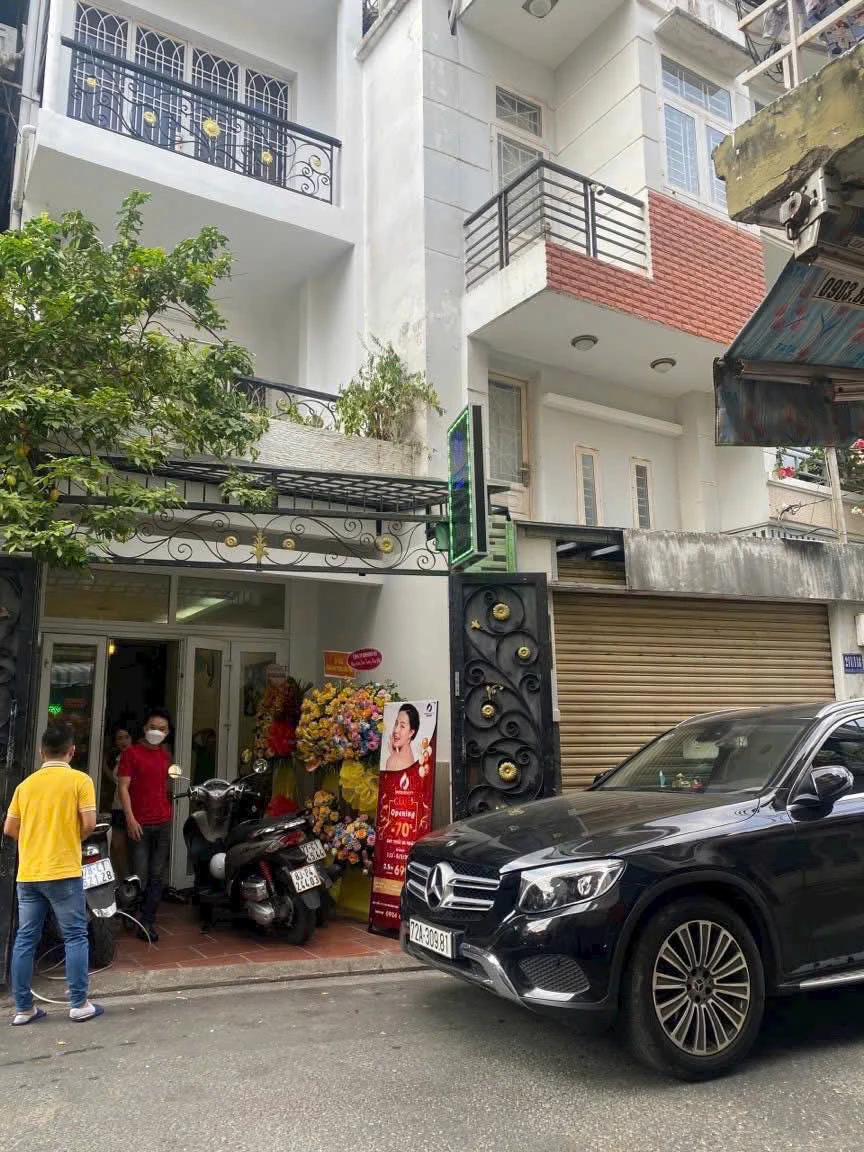 Bán nhà 211/120 Hoàng Hoa Thám, Phường Đức Nhuận, Tp Hồ Chí Minh giá 9 tỷ  200 triệu
