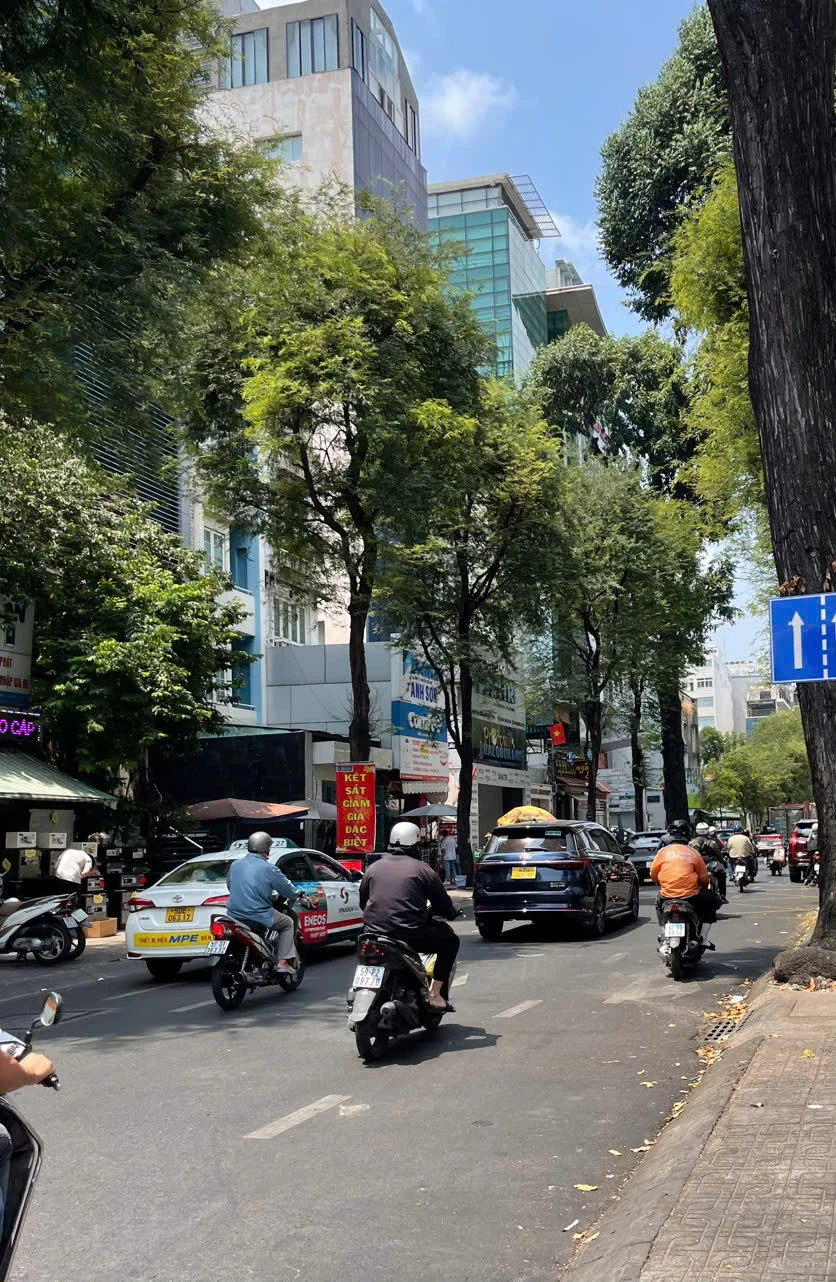 Bán nhà mặt tiền 27 Võ Văn Tần, Phường Bàn Cờ, Tp Hồ Chí Minh giá 63 tỷ