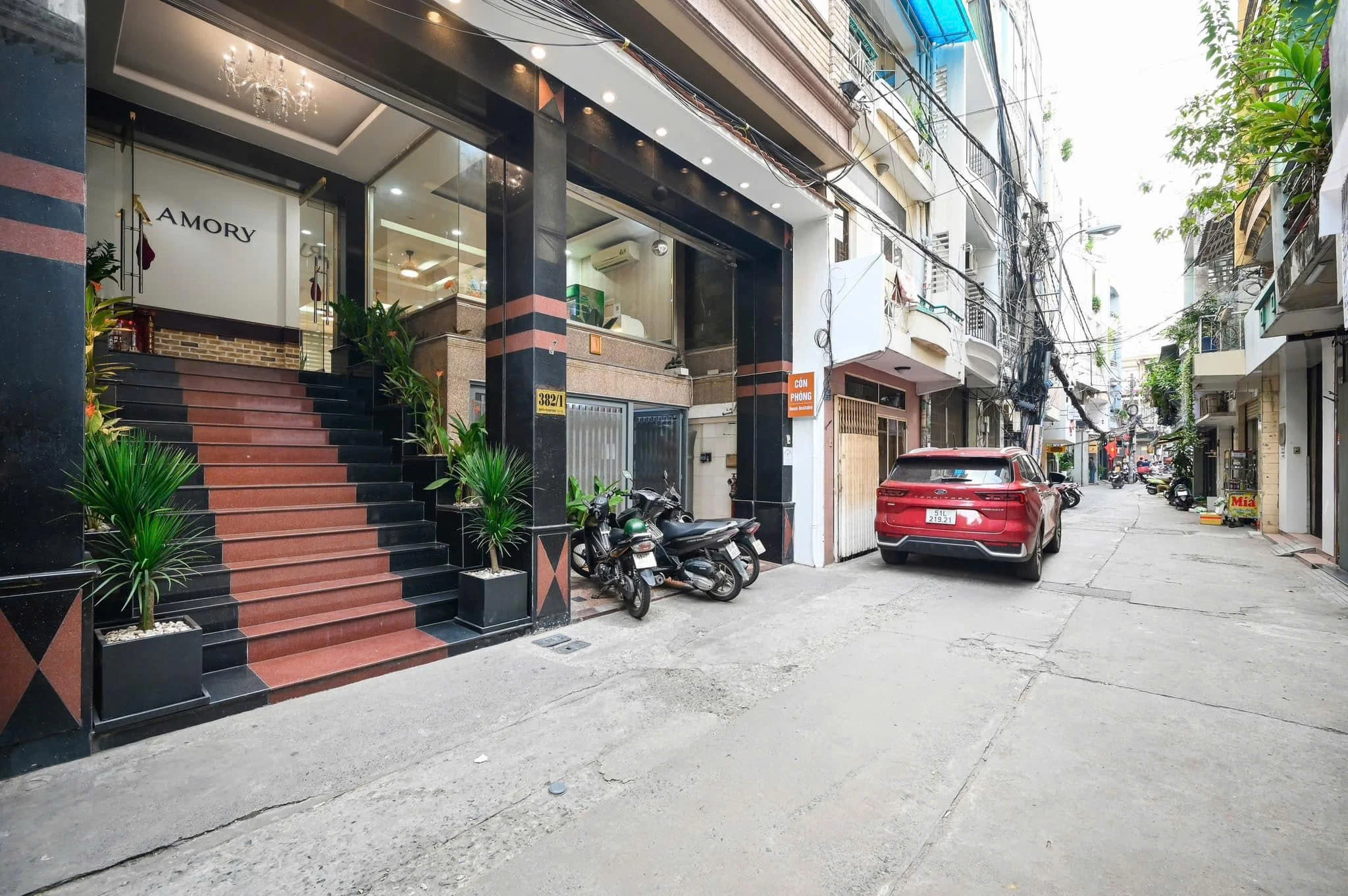 Bán Văn Phòng, Toà Nhà 30 - 32 Nguyễn Trãi, Phường Chợ Quán, Tp Hồ Chí Minh giá 90 tỷ