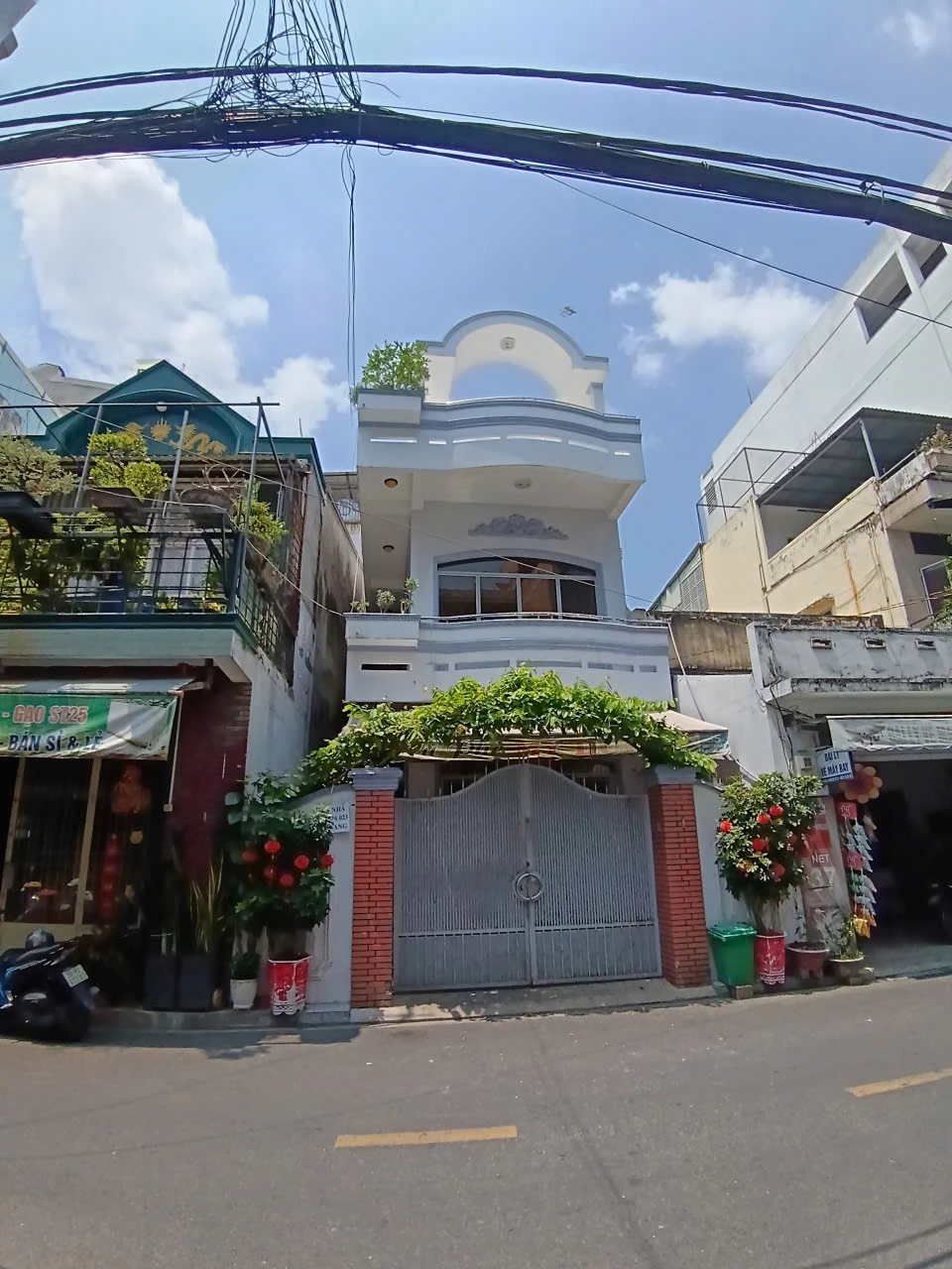 Bán nhà mặt tiền 35 Hiệp Nhất Phường Tân Sơn Nhất, Tp Hồ Chí Minh giá 30 tỷ