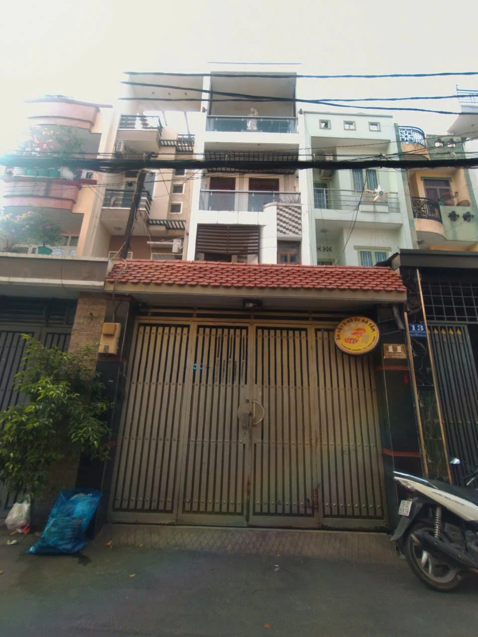 Bán nhà mặt tiền 11 Nguyễn Khuyến, Phường Bình Thạnh, Tp Hồ Chí Minh giá 20 tỷ