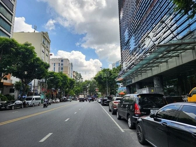 Bán Văn Phòng, Toà Nhà 120D Trần Hưng Đạo, Phường Cầu Ông Lãnh, Tp Hồ Chí Minh giá 85 tỷ