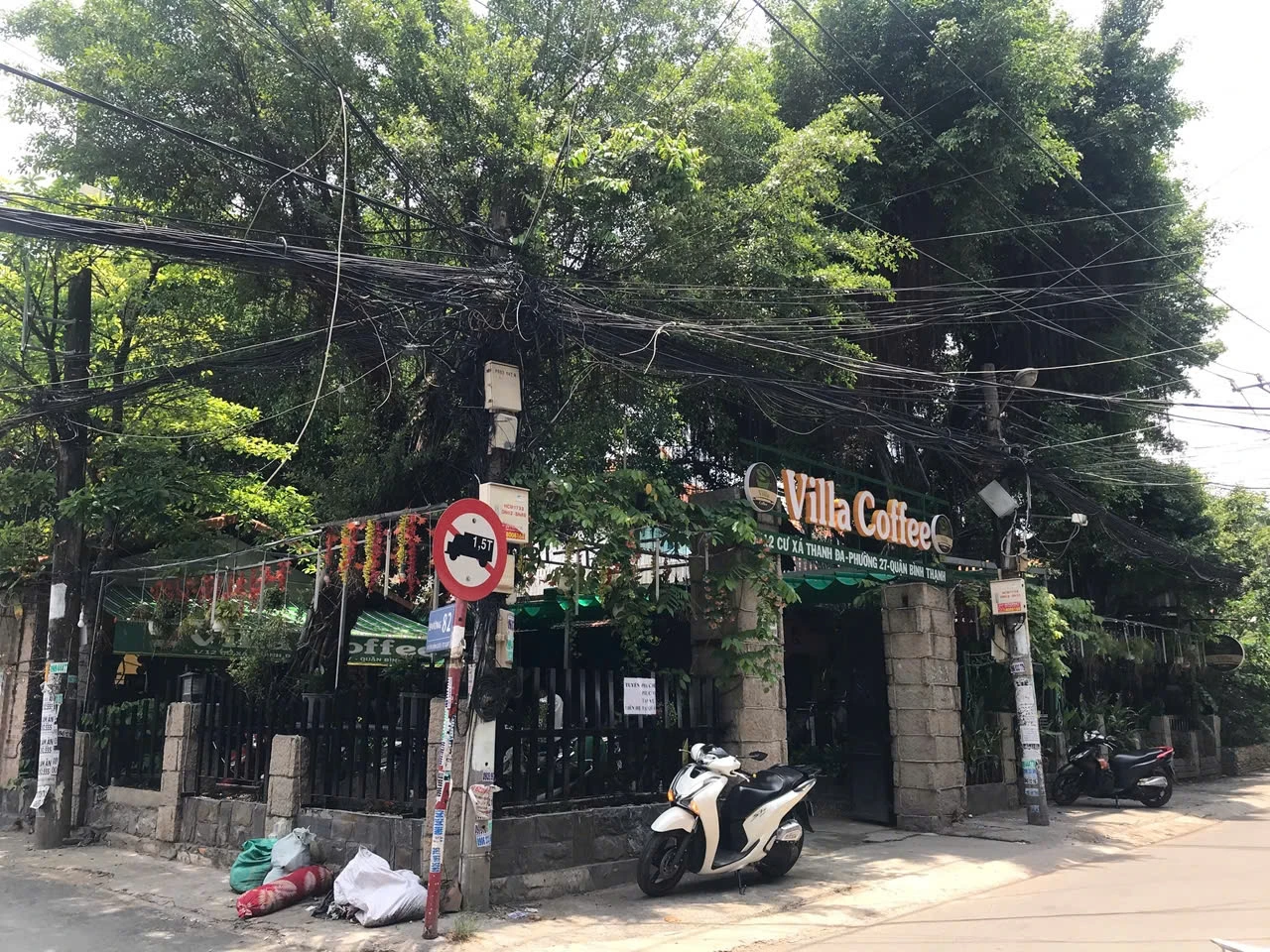 NHÀ 3 LẦU - HẺM 48 HỒ BIỂU CHÁNH, CAFE DU MIÊN (7,2x23m) GIÁ 24 TỶ