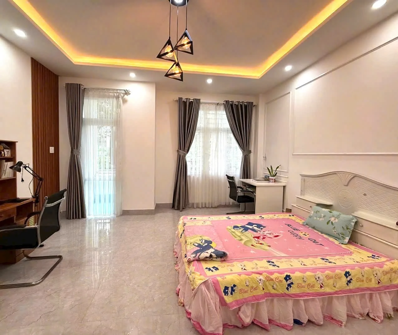Bán Nhà Phố Quy Nhơn Mặt Tiền Đường Hoàng Văn Thụ, 4 Tàng Kiên Cô