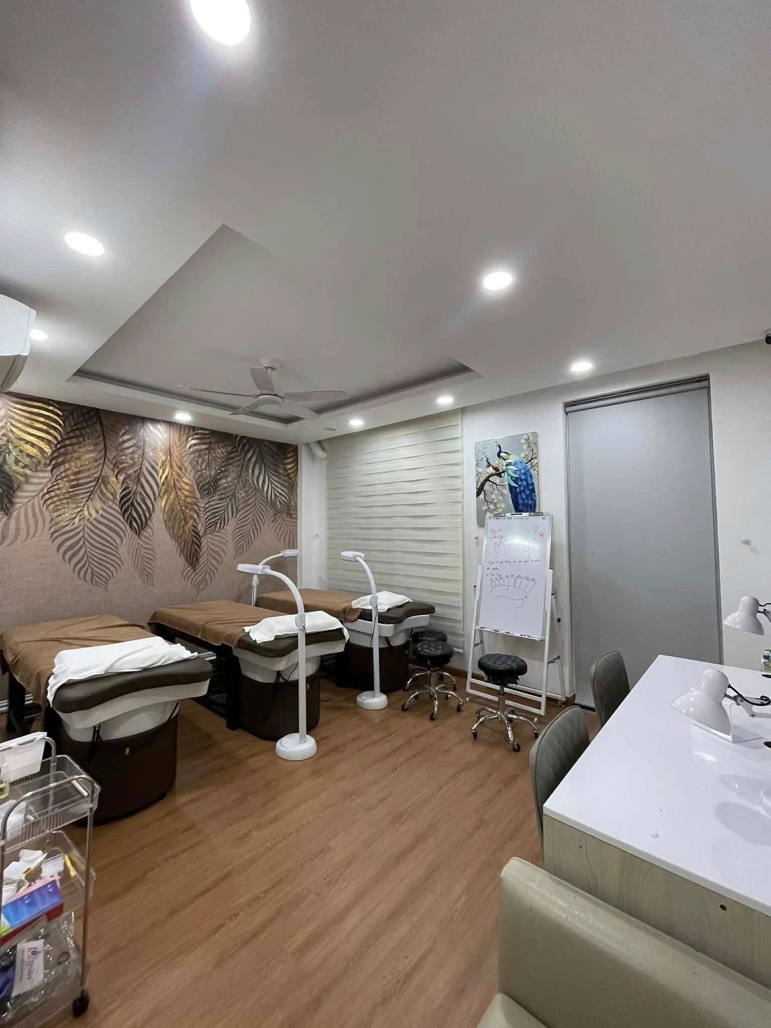 CHDV Hầm 5 lầu - Khu Phố Nhật Bình Thạnh (6x21m) HĐT 1tỷ2/năm. Giá 38 tỷ