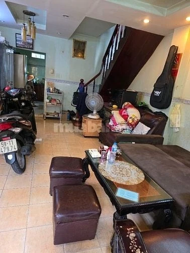 Bán nhà 304F Hai Bà Trưng, Phường Tân Định, Tp Hồ Chí Minh giá 10 tỷ