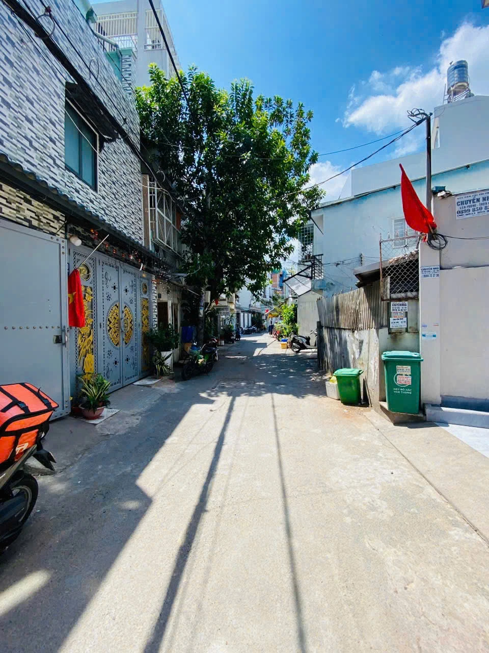 Bán nhà mặt tiền 122/28/10 Bùi Đình Tuý, Phường Bình Thạnh, Tp Hồ Chí Minh giá 16 tỷ