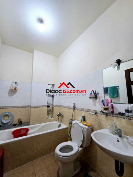 Bán nhà mặt tiền Đường Bình Quới, Phường 27, Quận Bình Thạnh, TP HCM