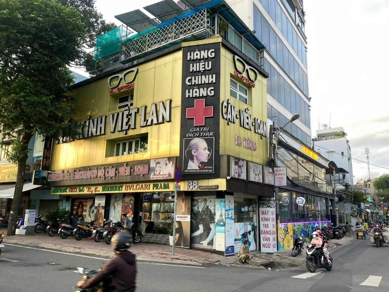 Bán nhà mặt tiền 188 Đặng Văn Ngữ, Phường Phú Nhuận, Tp Hồ Chí Minh giá 15 tỷ  500 triệu