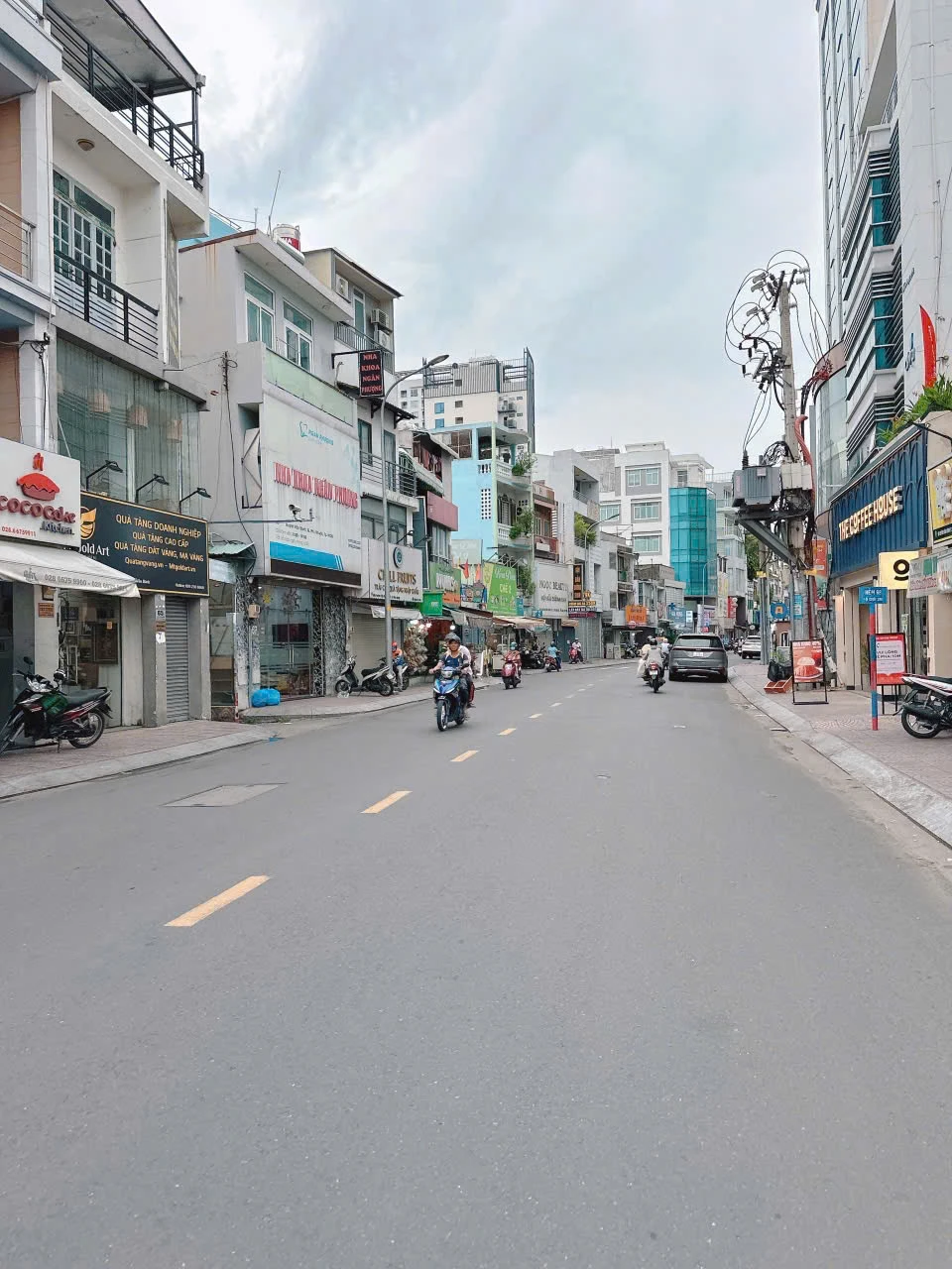 Bán nhà mặt tiền 49 Huỳnh Văn Bánh, Phường Phú Nhuận, Tp Hồ Chí Minh giá 12 tỷ  500 triệu