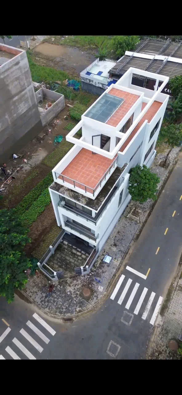 Bán nhà Khu Đô Thị Đông Tăng Long tại Phường Long Phước, Tp Hồ Chí Minh giá 9 tỷ  700 triệu
