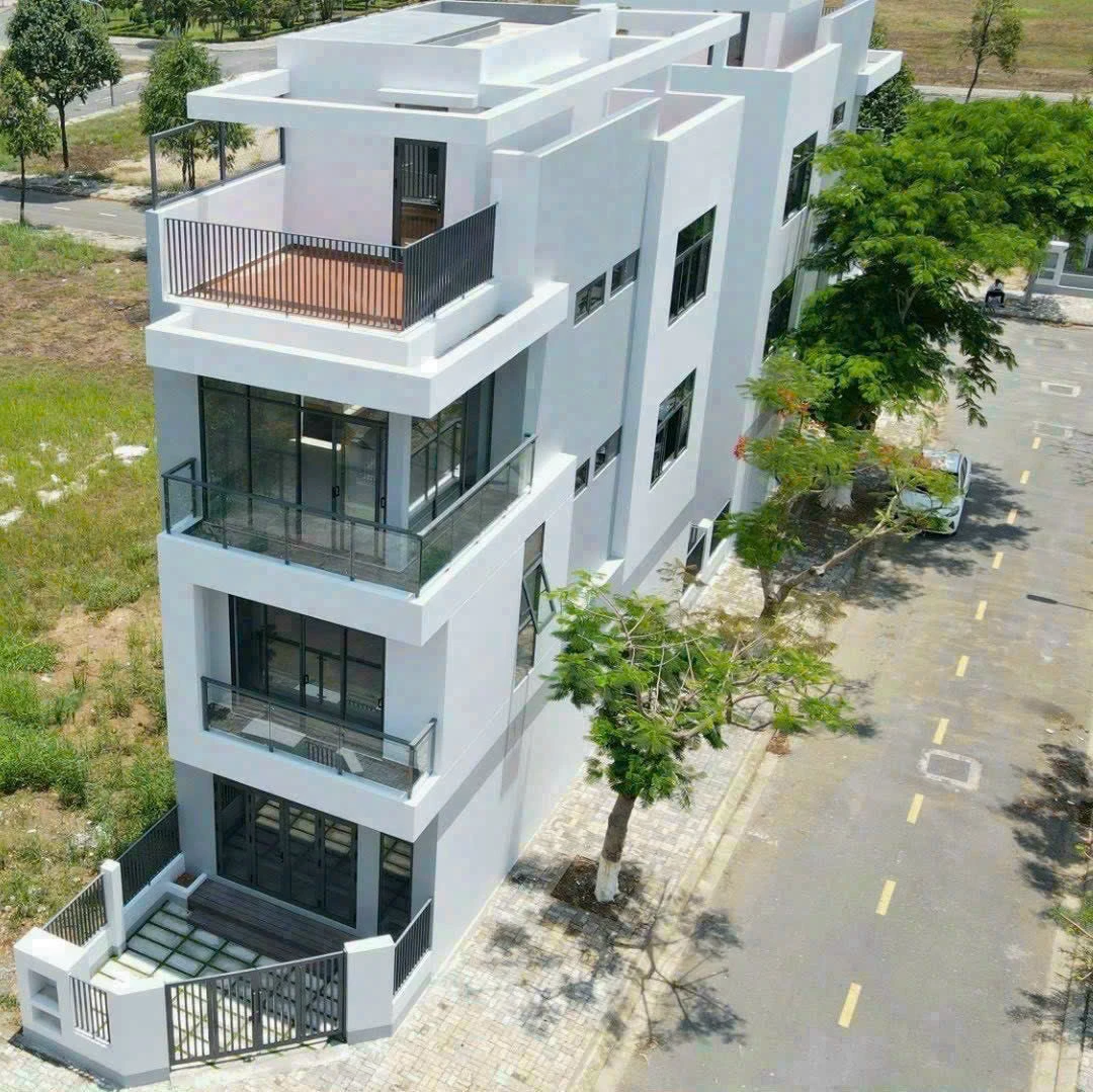 Bán nhà Khu Đô Thị Đông Tăng Long tại Phường Long Phước, Tp Hồ Chí Minh giá 9 tỷ  700 triệu