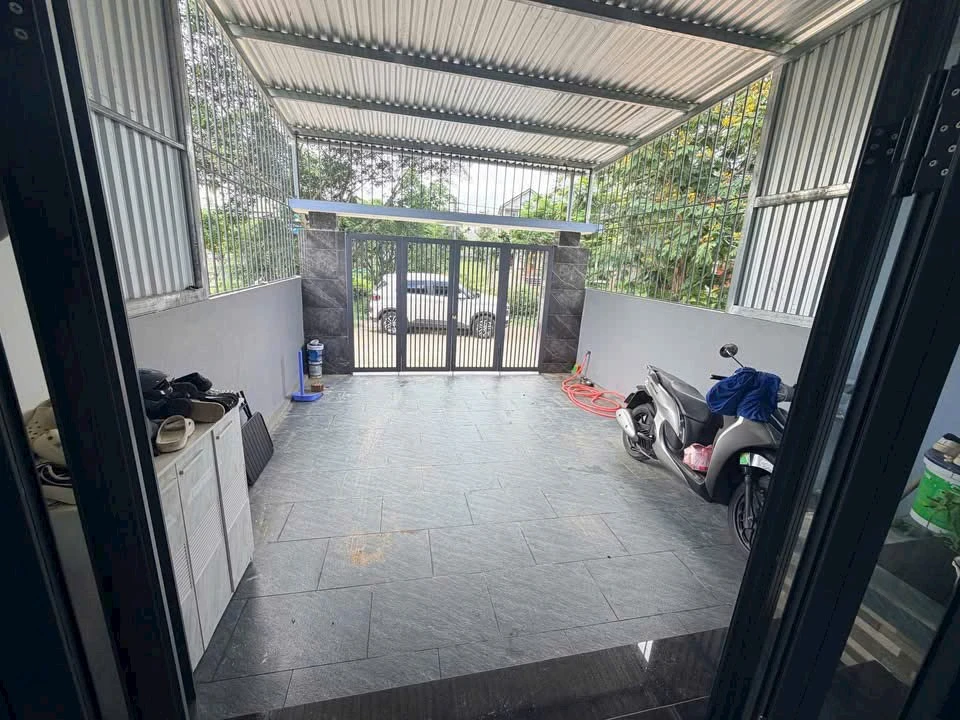 Bán nhà 2 Tầng Nguyễn Văn Chư, Phường Hương Thủy, Huế giá 2 tỷ  300 triệu