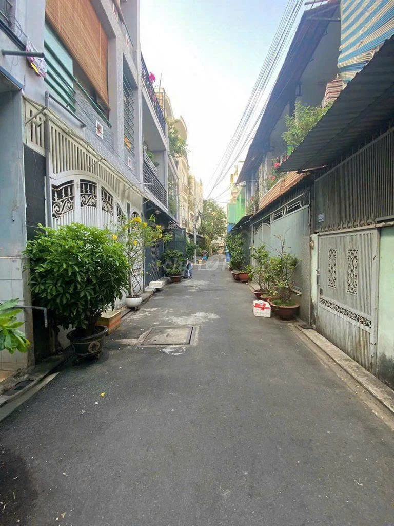 Bán nhà 333/12/31 Lê Văn Sỹ, Phường Tân Sơn Hòa, Tp Hồ Chí Minh giá 11 tỷ  900 triệu.