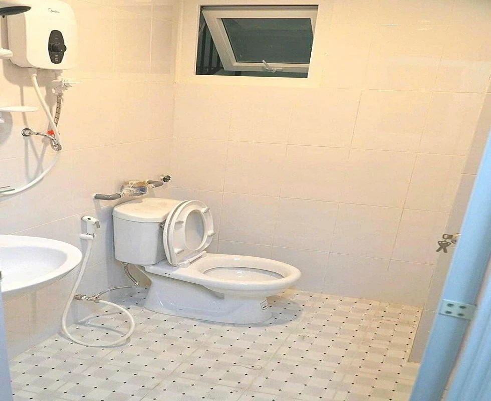 Bán CHDV HXH Thăng Long, P. Tân Sơn Nhất, TPHCM, 42m2, 6 tầng, ngang 5.3m. Thu gần 40tr/ tháng