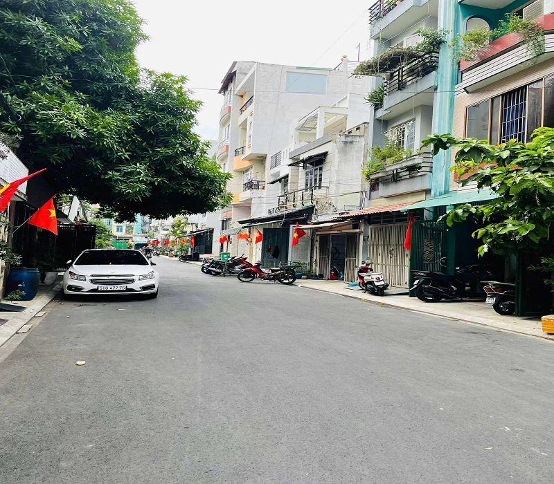Bán CHDV HXH Nguyễn Thái Bình, P12, Tân Bình, 86m2, 5 tầng, nở hậu, giá rẻ