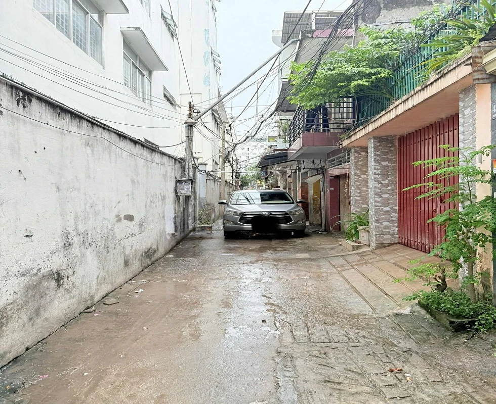 Bán nhà hẻm 3m, Trường Chinh, Phường Tân Bình, TP HCM, 43m2, 3 tầng, giá rẻ