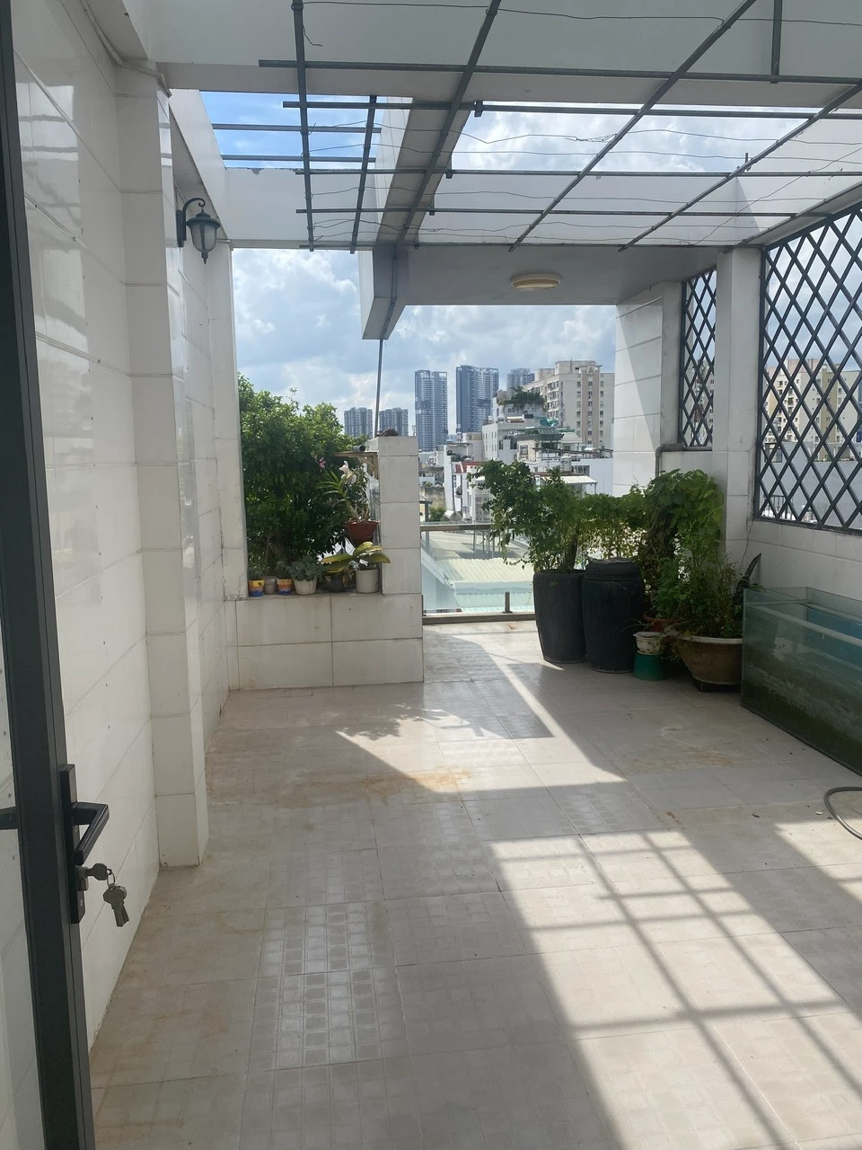 Bán nhà Quận 7 bán kính 500m Chợ, Bệnh viện, Trường học, Siêu thị, Cơ quan NN