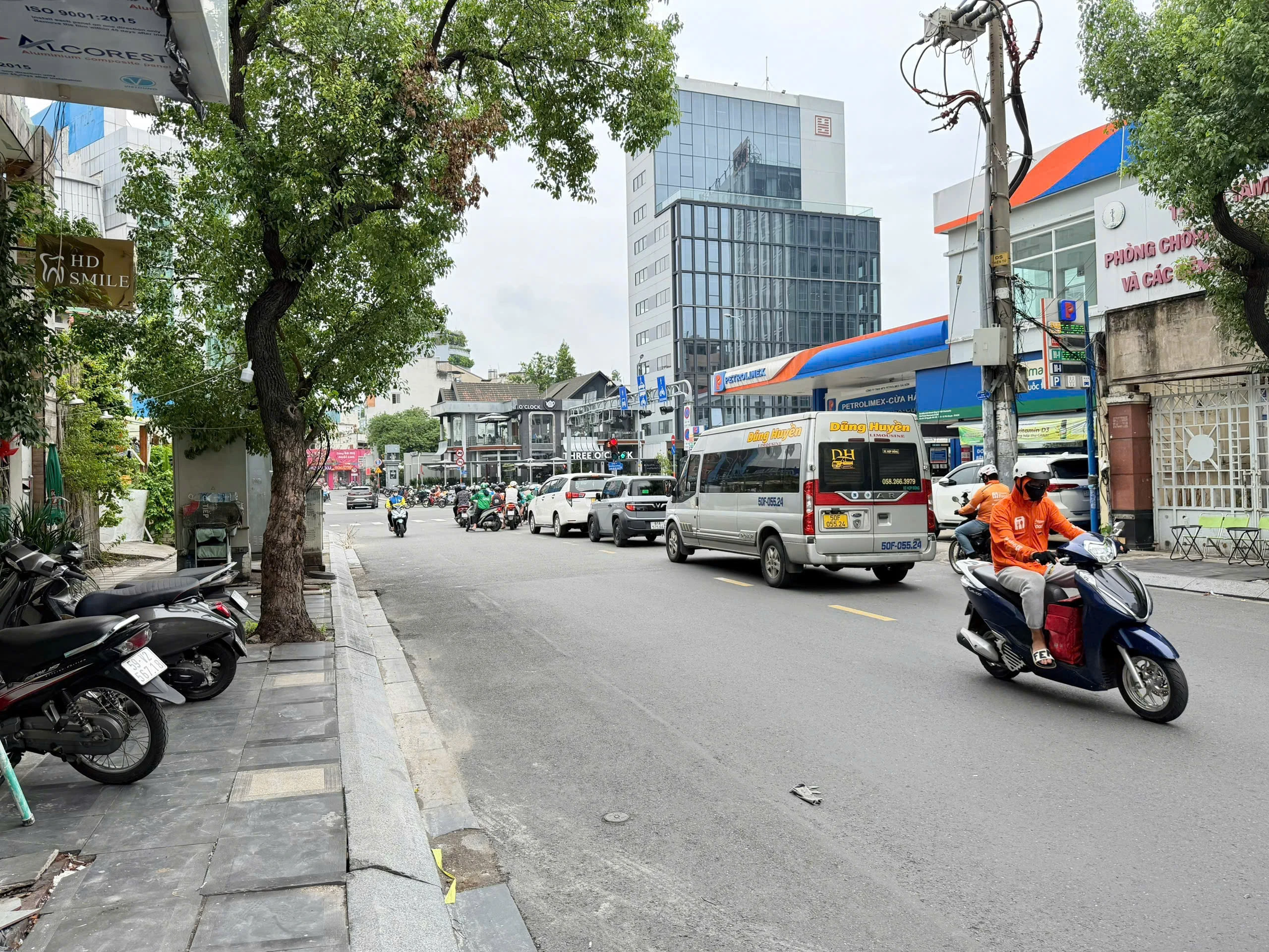 Bán nhà mặt tiền 125 Huỳnh Văn Bánh, Phường Phú Nhuận, Tp Hồ Chí Minh giá 11 tỷ  700 triệu
