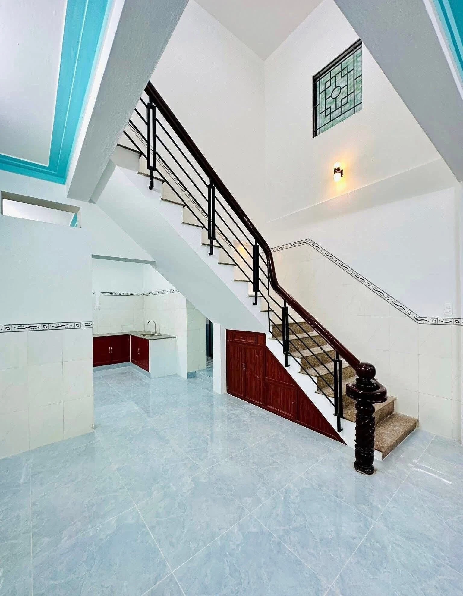 Bán nhà 2 Tầng Hẻm Cạn Lý Thái Tổ, Phường Quy Nhơn Nam, Gia Lai giá 2 tỷ  850 triệu